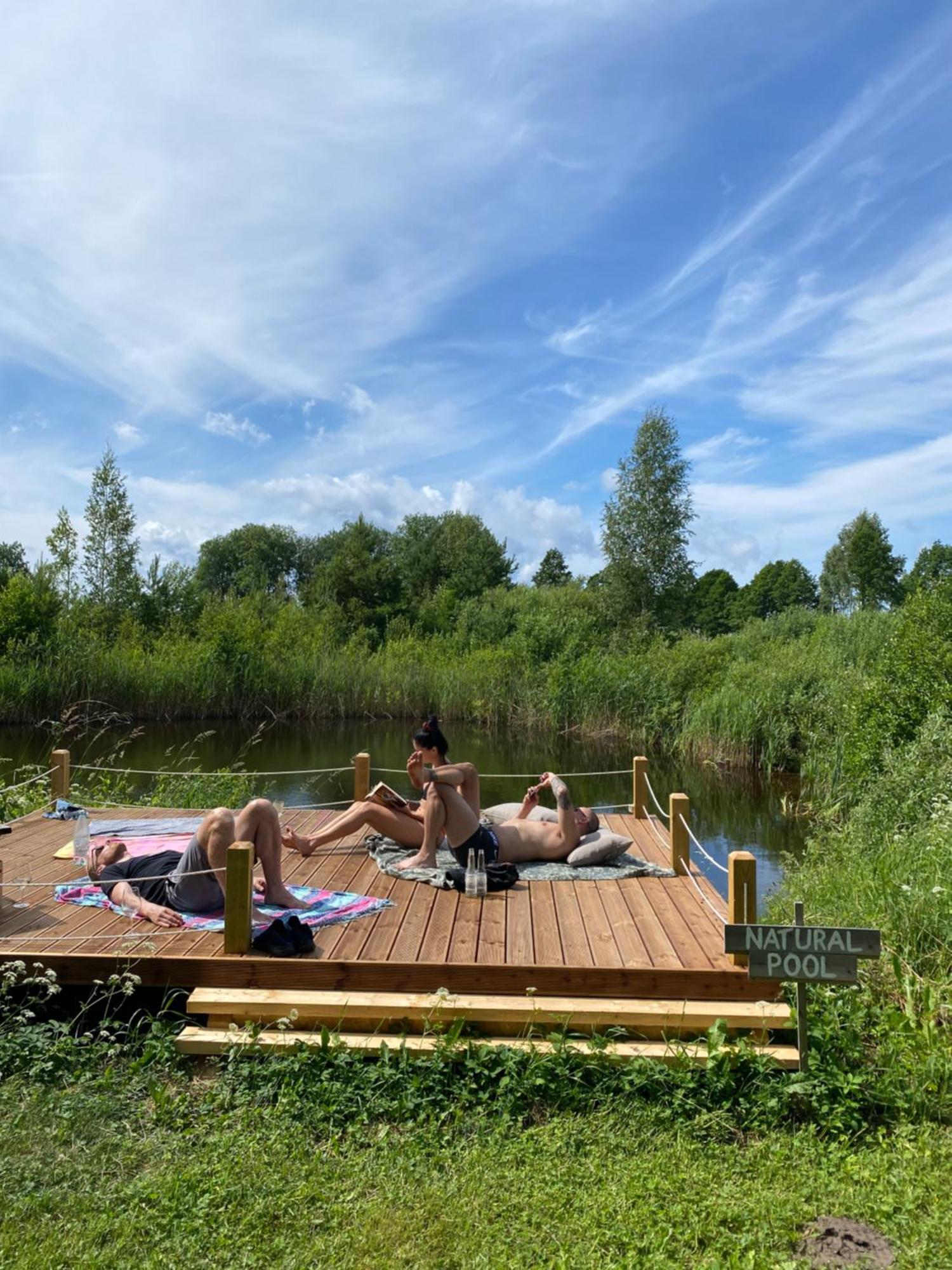 Suurkivi Nature Escape Häädemeeste Esterno foto